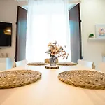 Uxama Luxury Apartment
