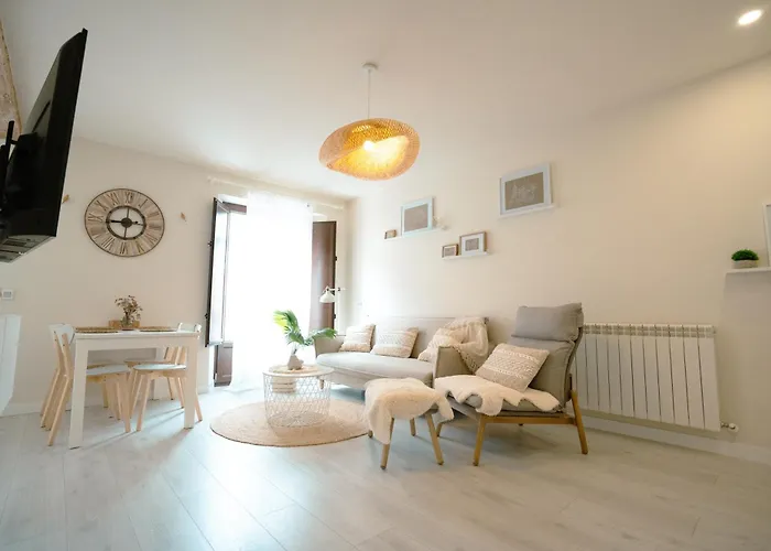 아파트 Uxama Luxury 엘부르고데오스마