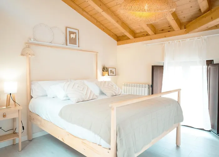 Uxama Luxury * 엘부르고데오스마