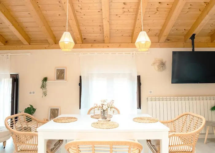 Uxama Luxury 아파트 엘부르고데오스마